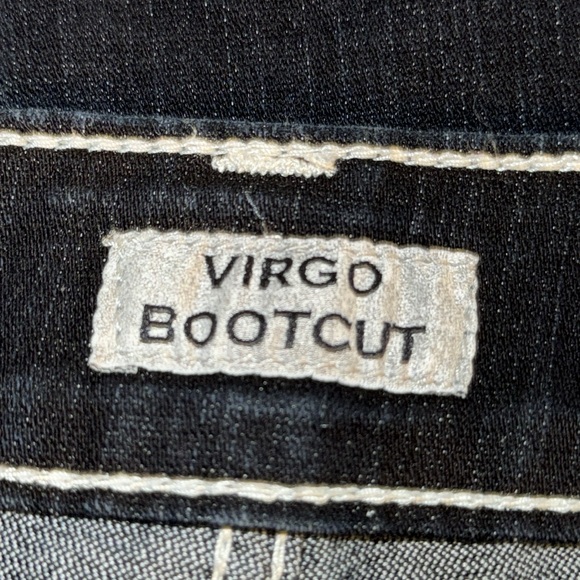 Daytrip Jeans - Picture 3 of 8